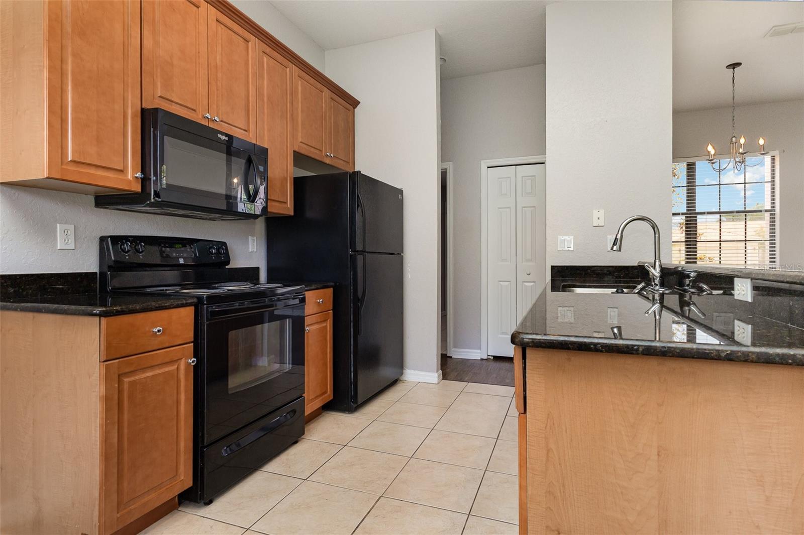 Image 7 of 18 For 417 Caraway Drive