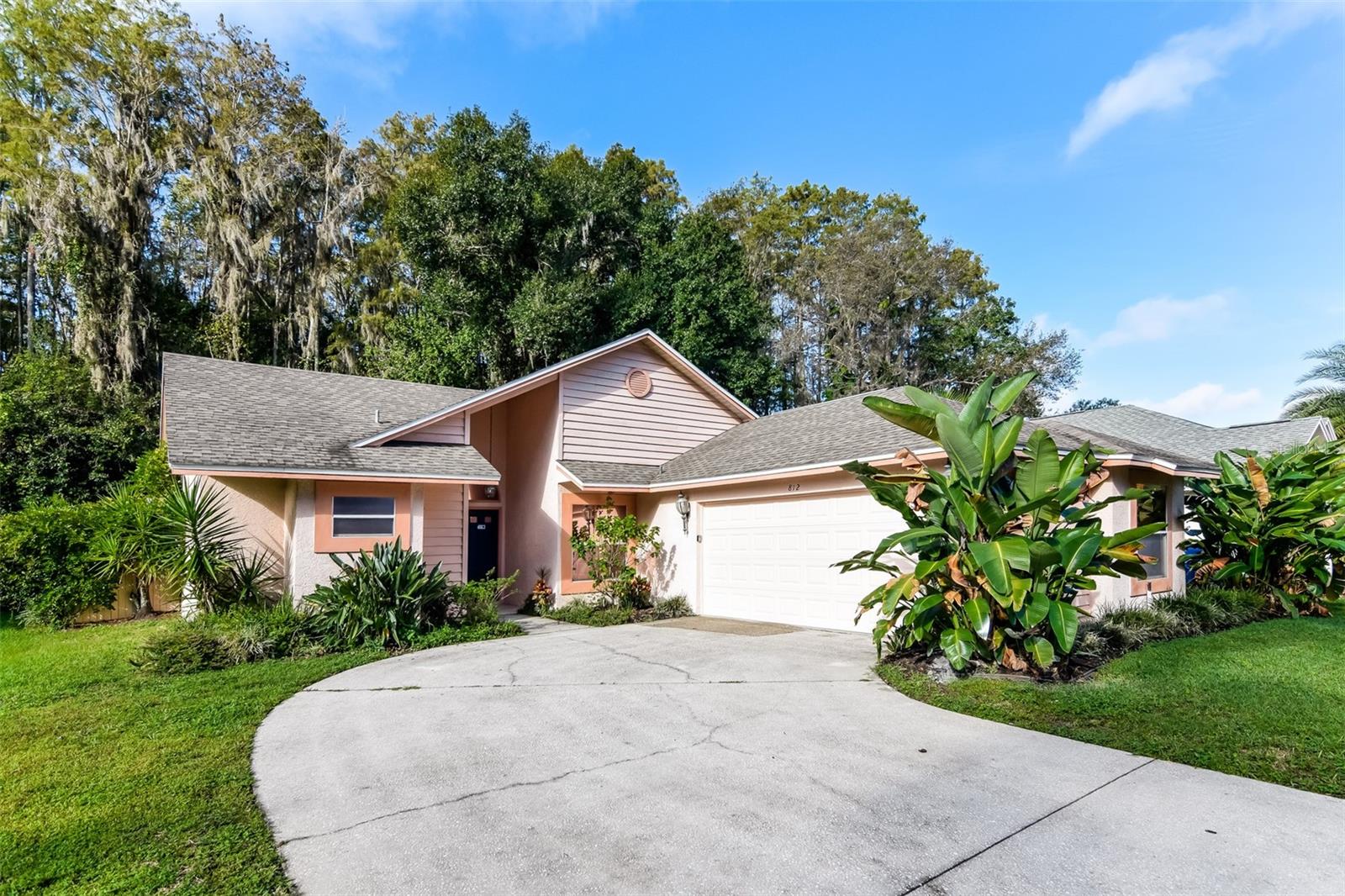 Details for 812 Crestridge Drive, TARPON SPRINGS, FL 34688