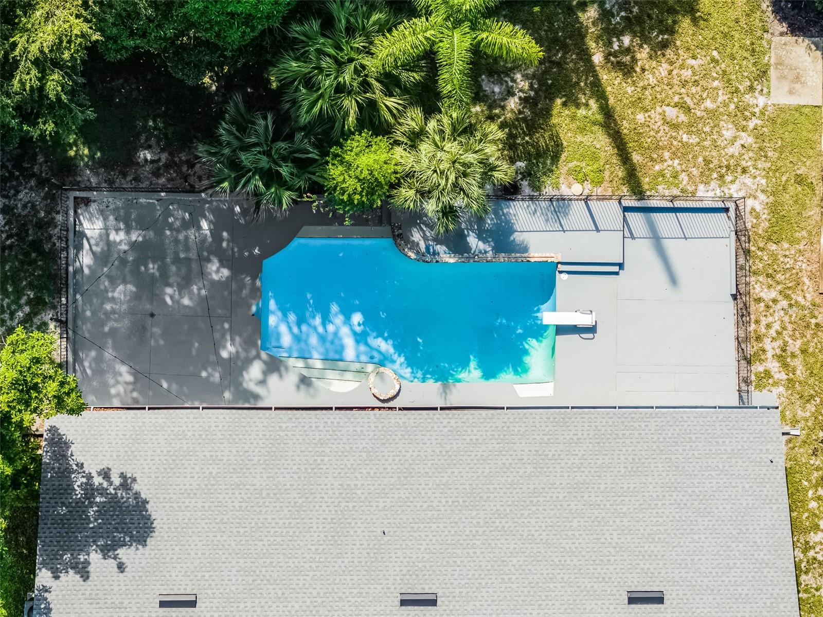 Image 11 of 50 For 8908 Turnberry Court