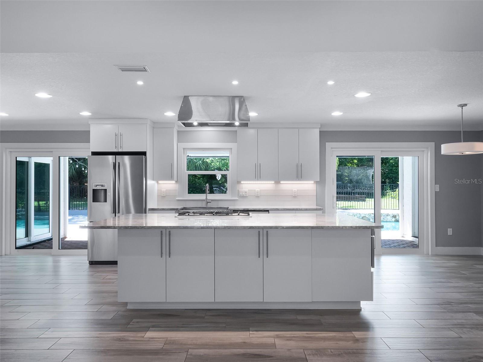 Image 22 of 50 For 8908 Turnberry Court