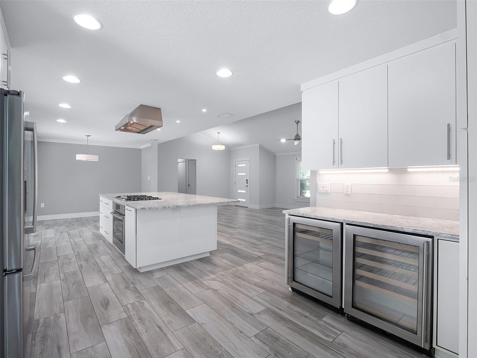 Image 23 of 50 For 8908 Turnberry Court