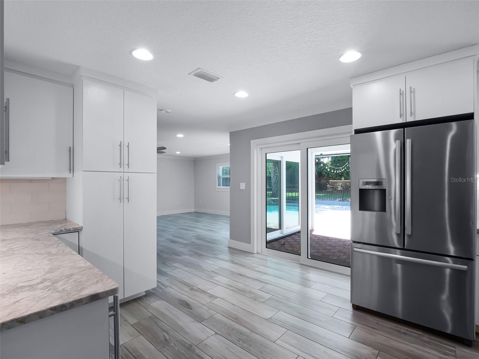 Image 25 of 50 For 8908 Turnberry Court
