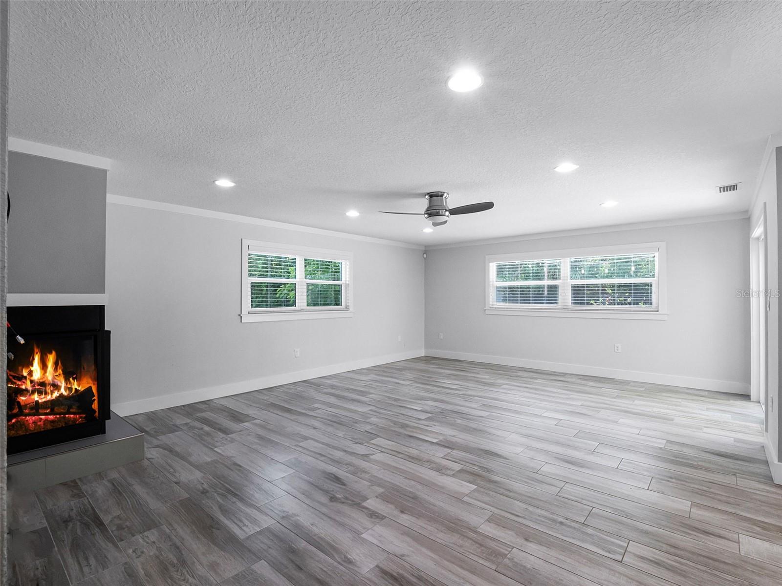 Image 29 of 50 For 8908 Turnberry Court