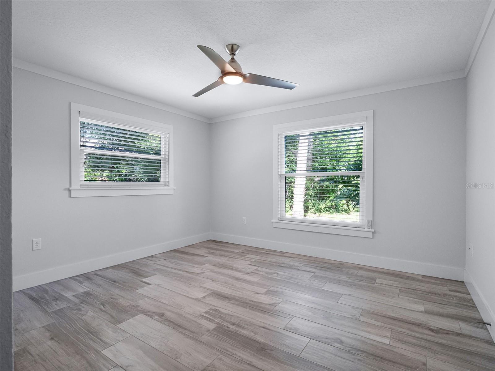 Image 33 of 50 For 8908 Turnberry Court