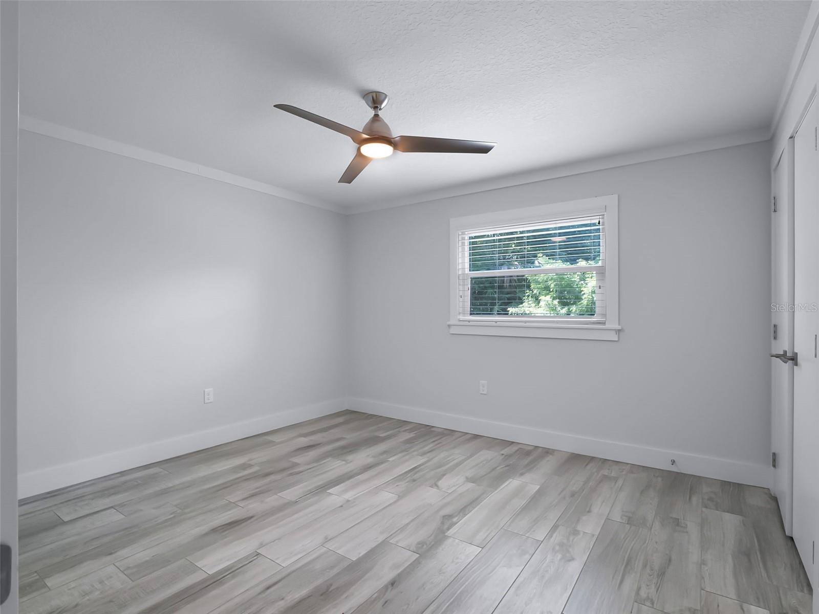 Image 35 of 50 For 8908 Turnberry Court