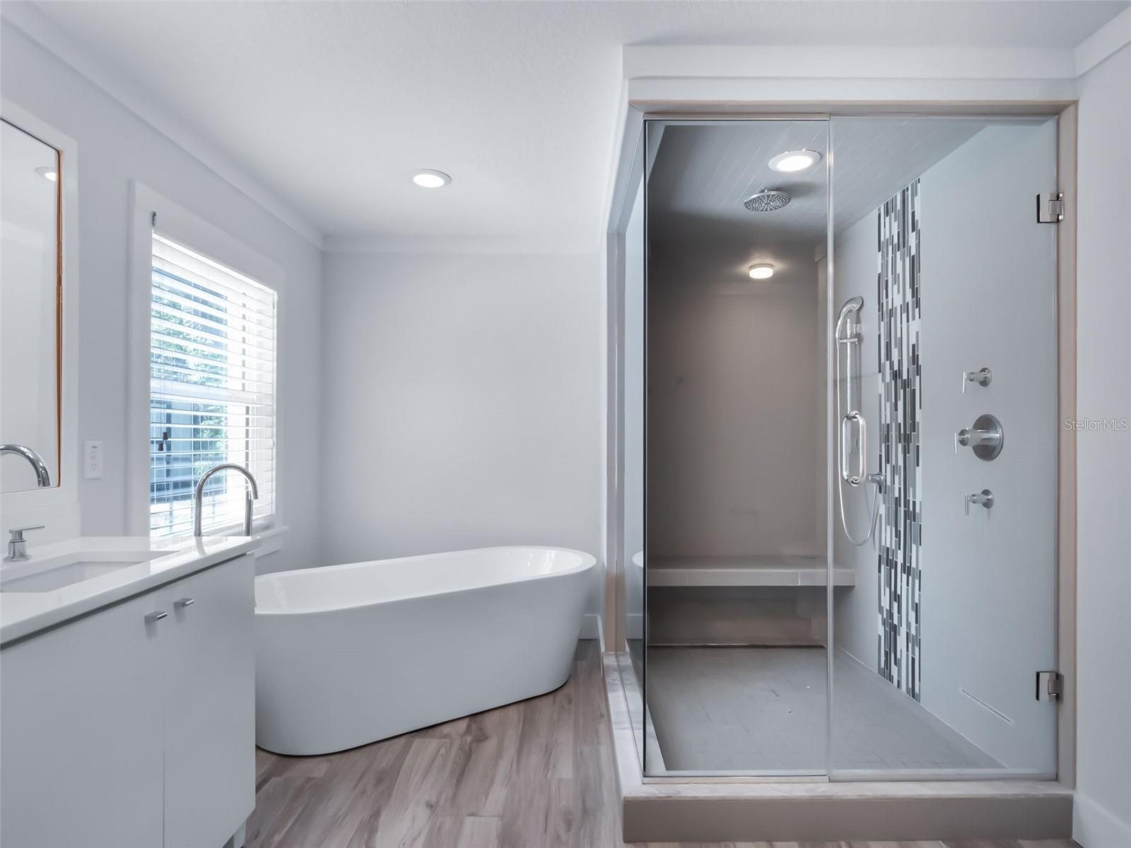 Image 40 of 50 For 8908 Turnberry Court
