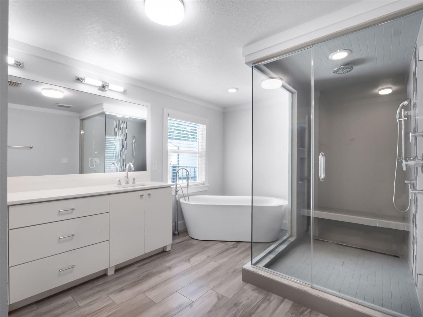 Image 42 of 50 For 8908 Turnberry Court