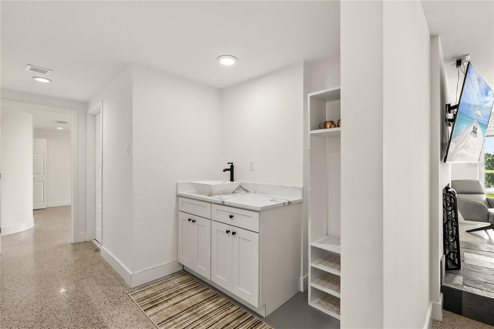 Image 32 of 49 For 13120 Shore Drive