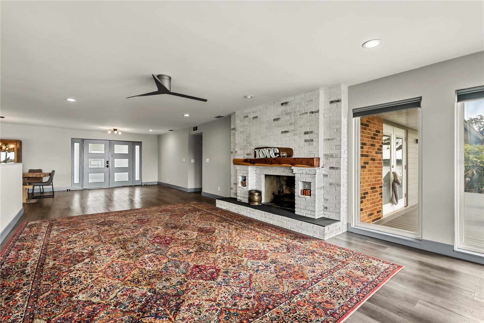 Image 6 of 49 For 13120 Shore Drive