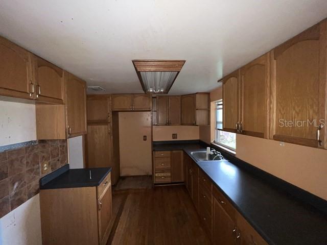 Image 3 of 10 For 728 Springview Drive