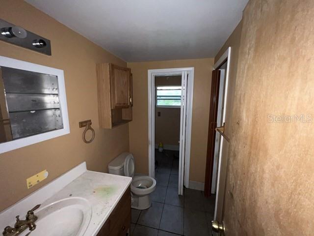 Image 5 of 10 For 728 Springview Drive