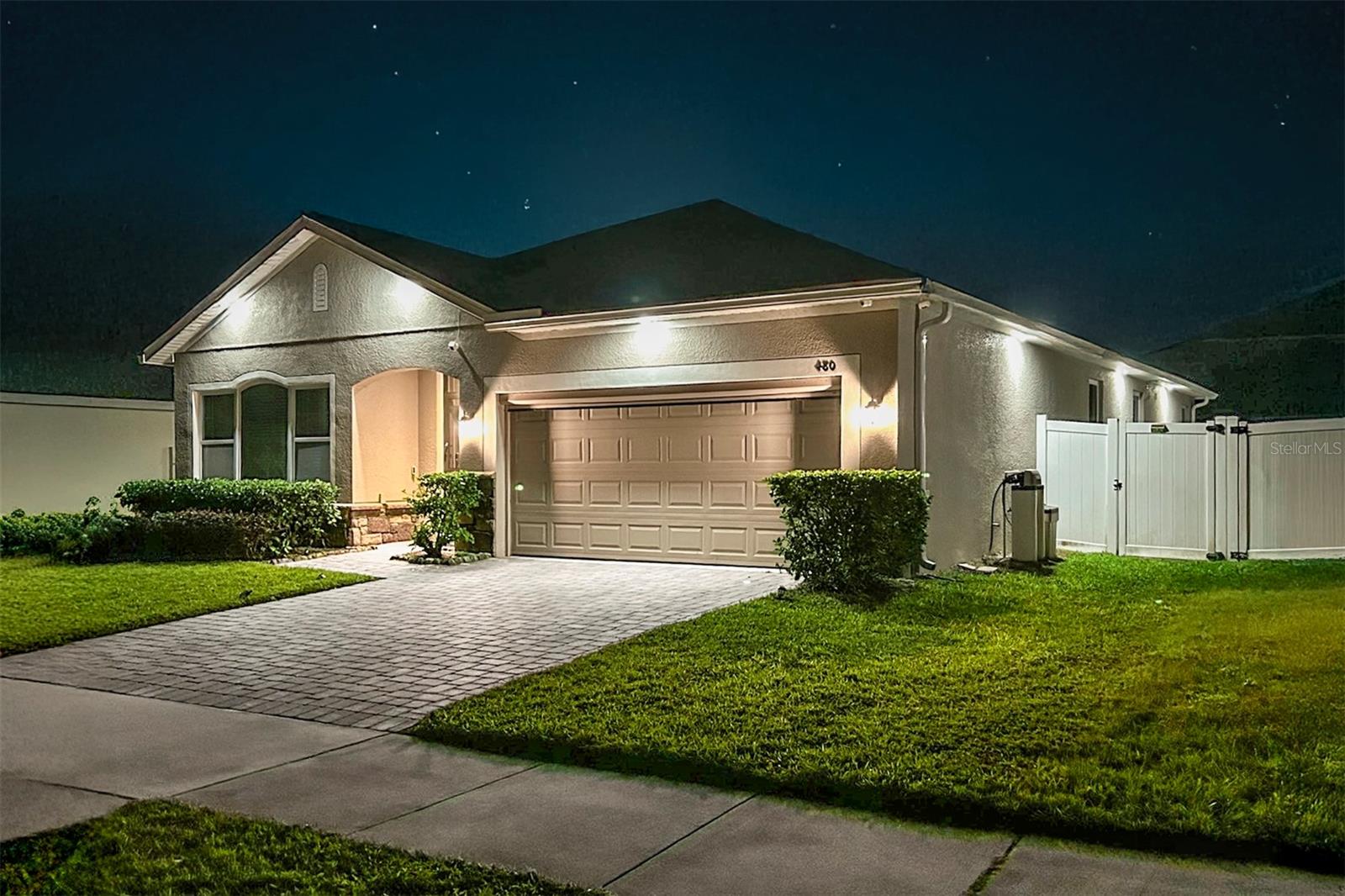 Image 21 of 26 For 480 Kestrel Drive