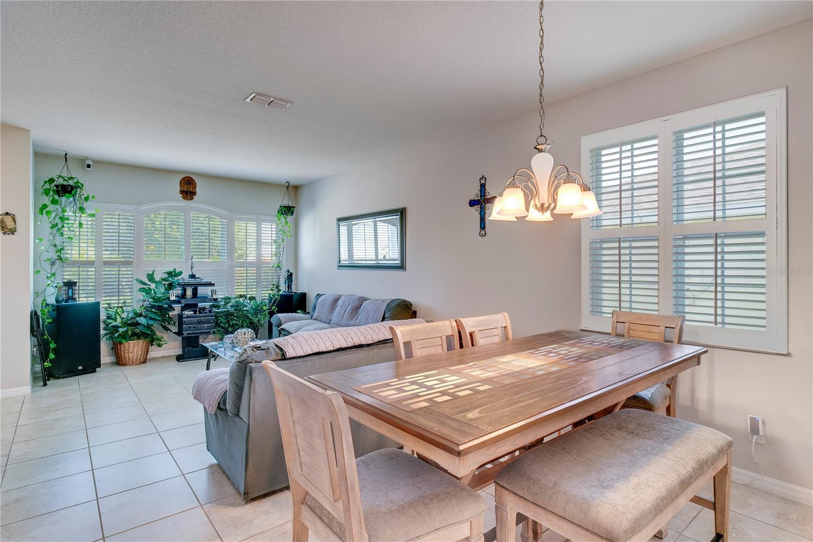 Image 5 of 26 For 480 Kestrel Drive