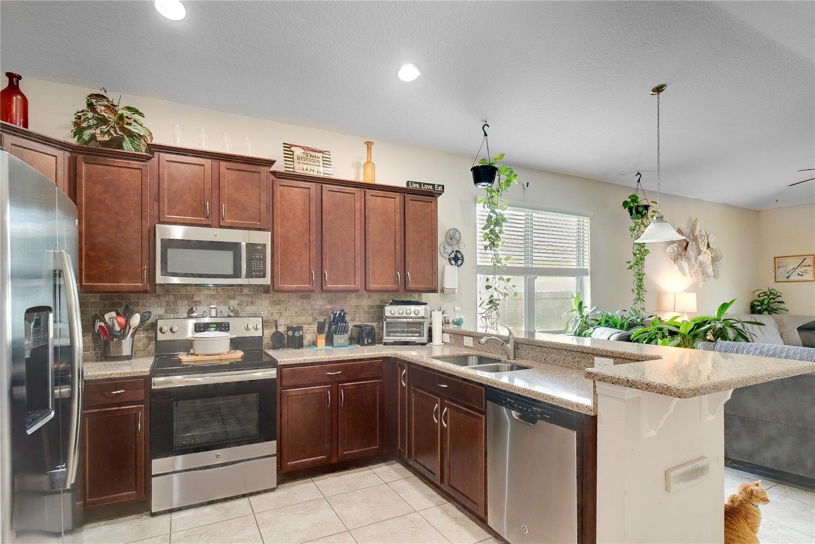 Image 6 of 26 For 480 Kestrel Drive