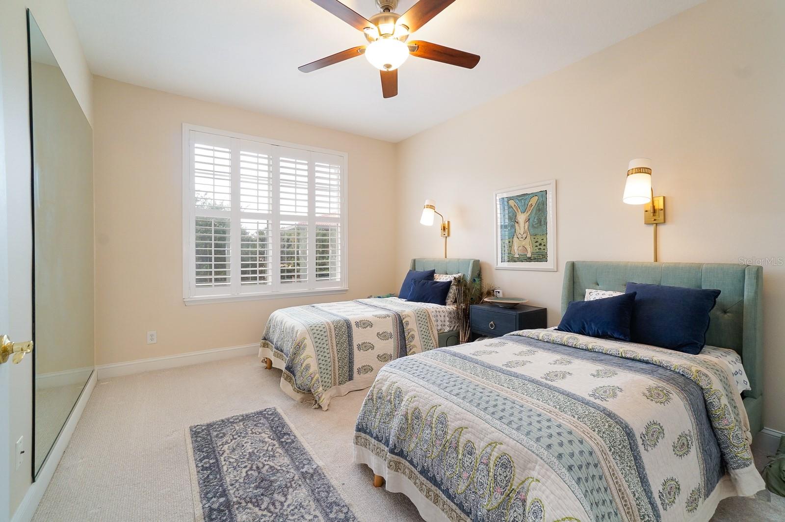 Image 15 of 32 For 913 Lotus Vista Drive 302