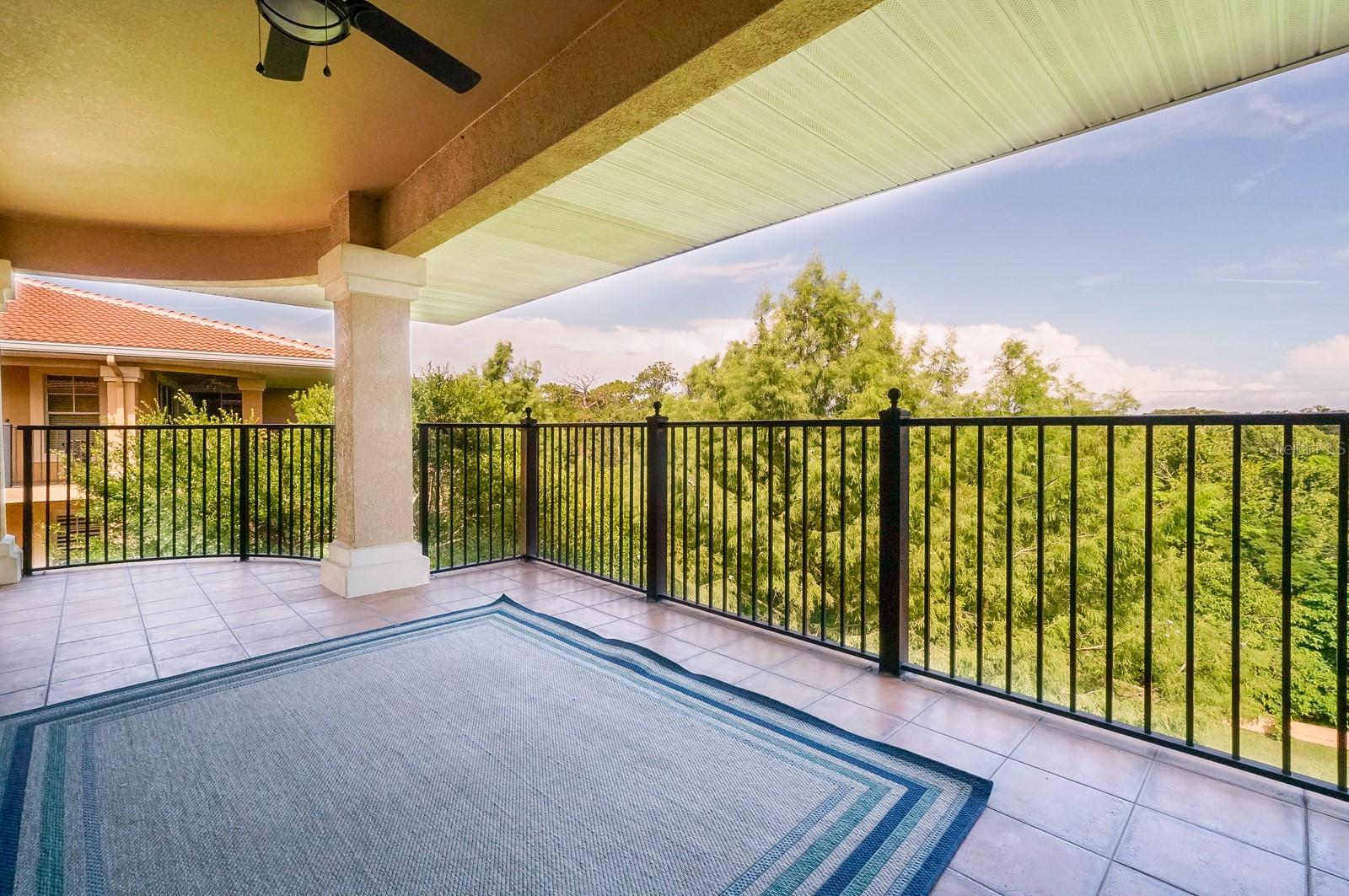 Image 19 of 32 For 913 Lotus Vista Drive 302