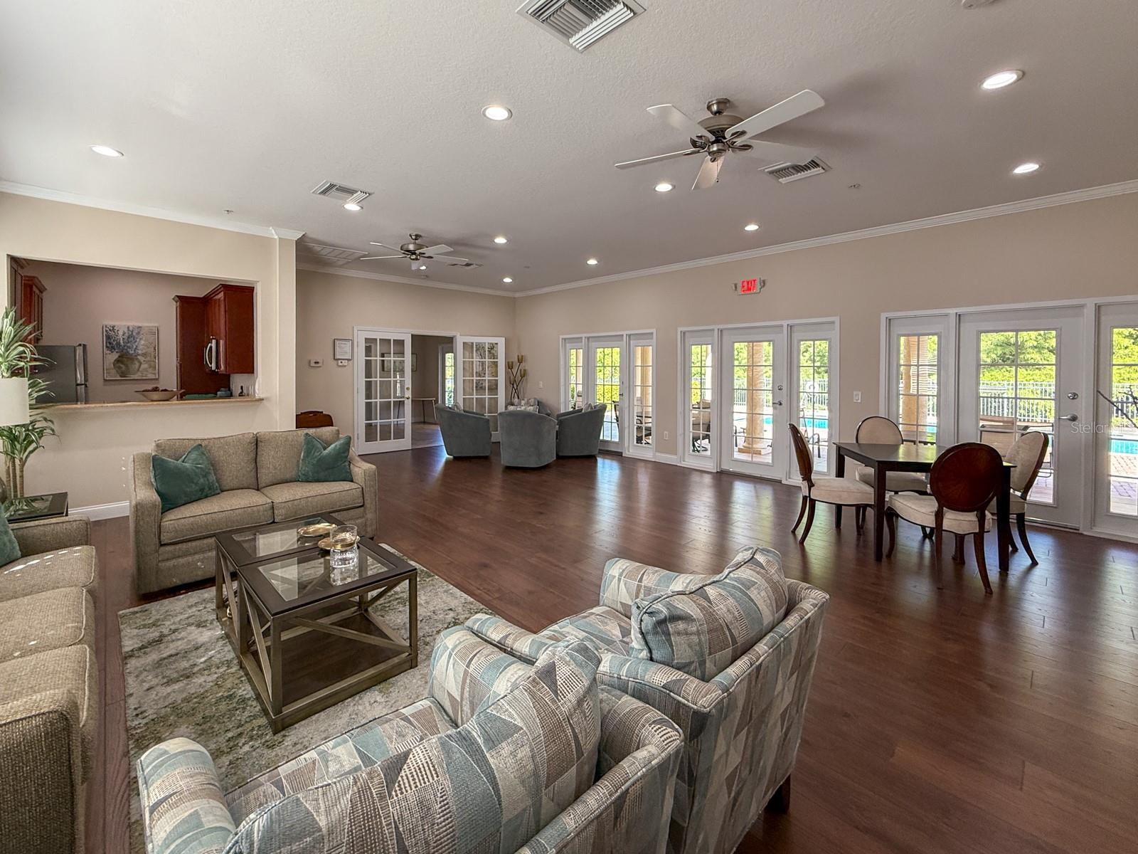 Image 29 of 32 For 913 Lotus Vista Drive 302