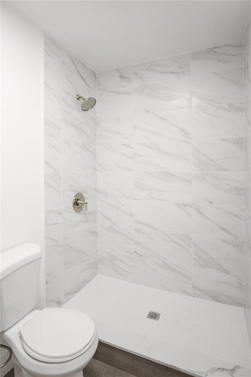 Image 16 of 22 For 213 Fern Court