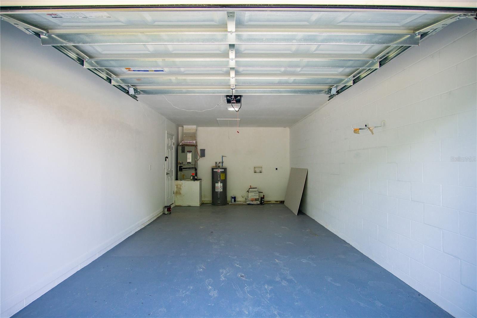 Image 19 of 22 For 213 Fern Court