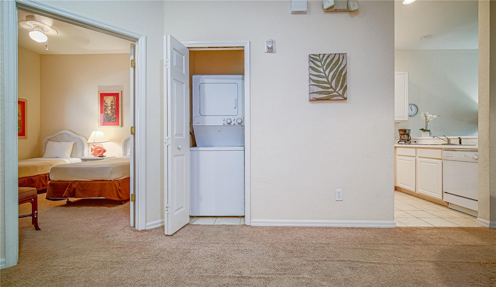 Image 6 of 31 For 605 New Providence  605