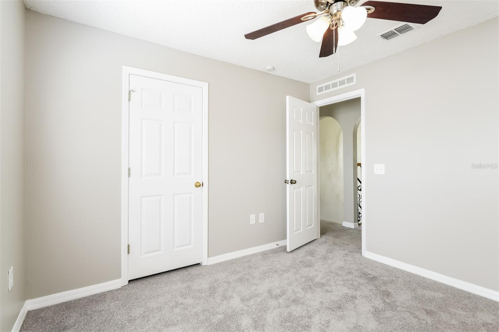 Image 11 of 17 For 2706 Heathgate Way