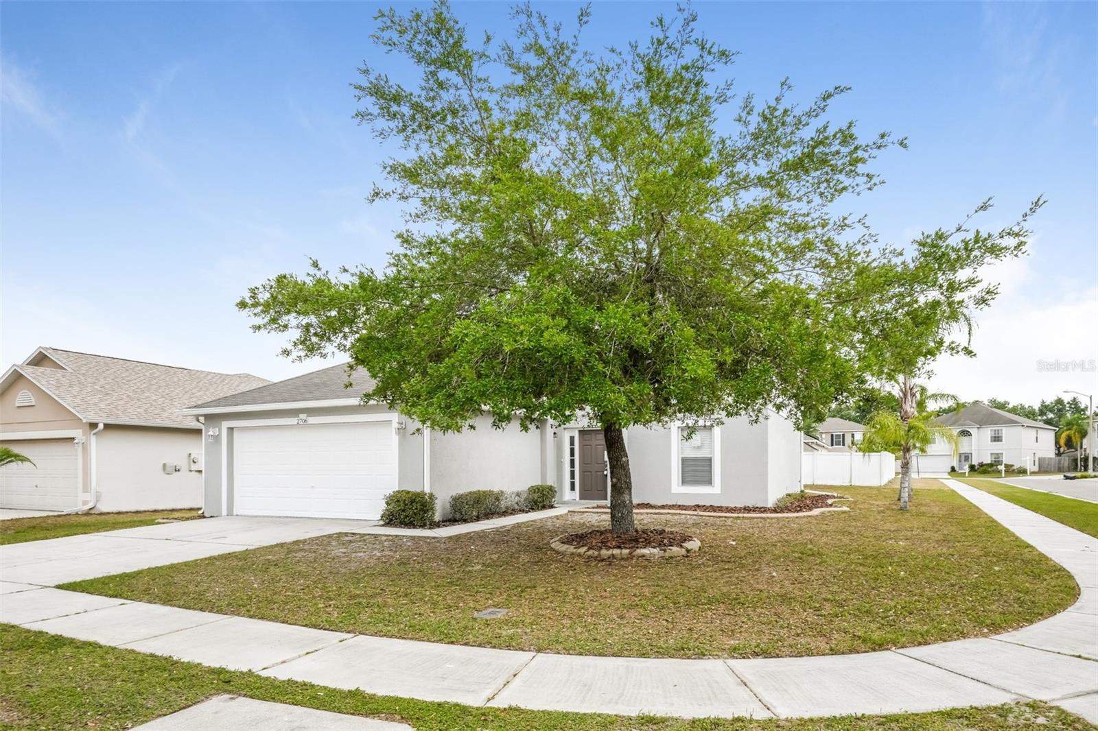 Image 2 of 17 For 2706 Heathgate Way