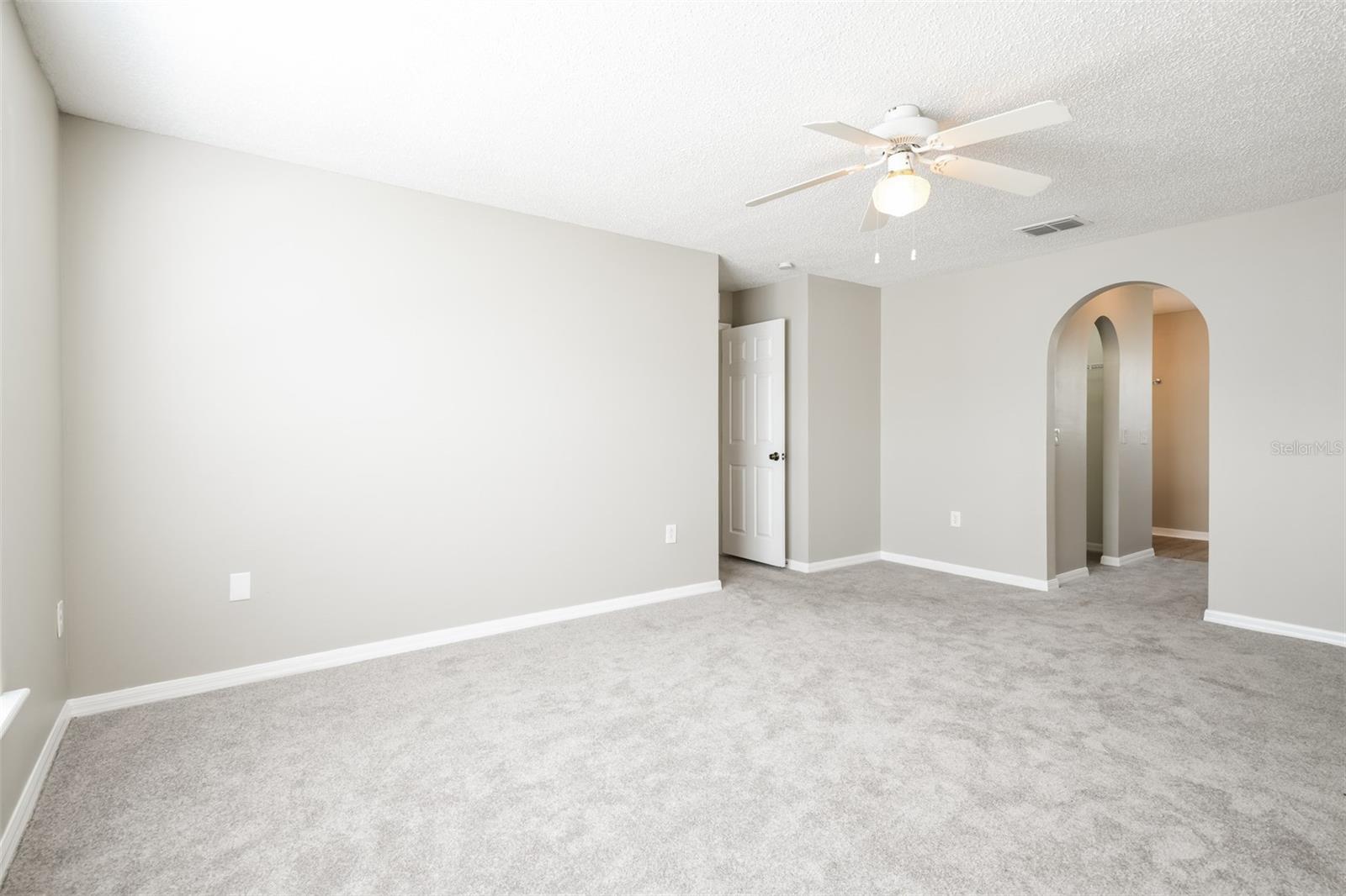 Image 7 of 17 For 2706 Heathgate Way