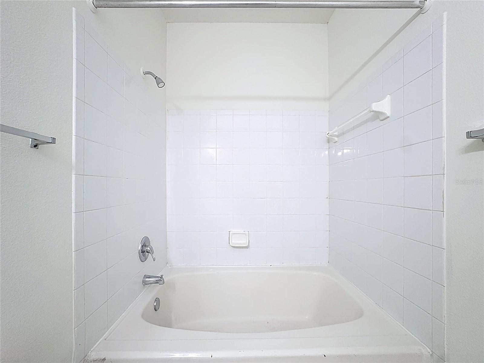 Image 22 of 38 For 8801 Villa View Circle 202