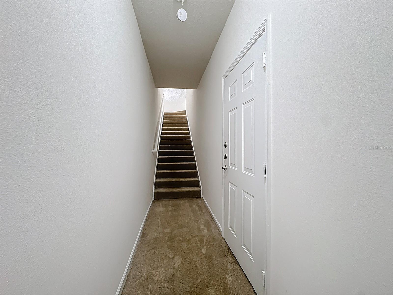 Image 24 of 38 For 8801 Villa View Circle 202