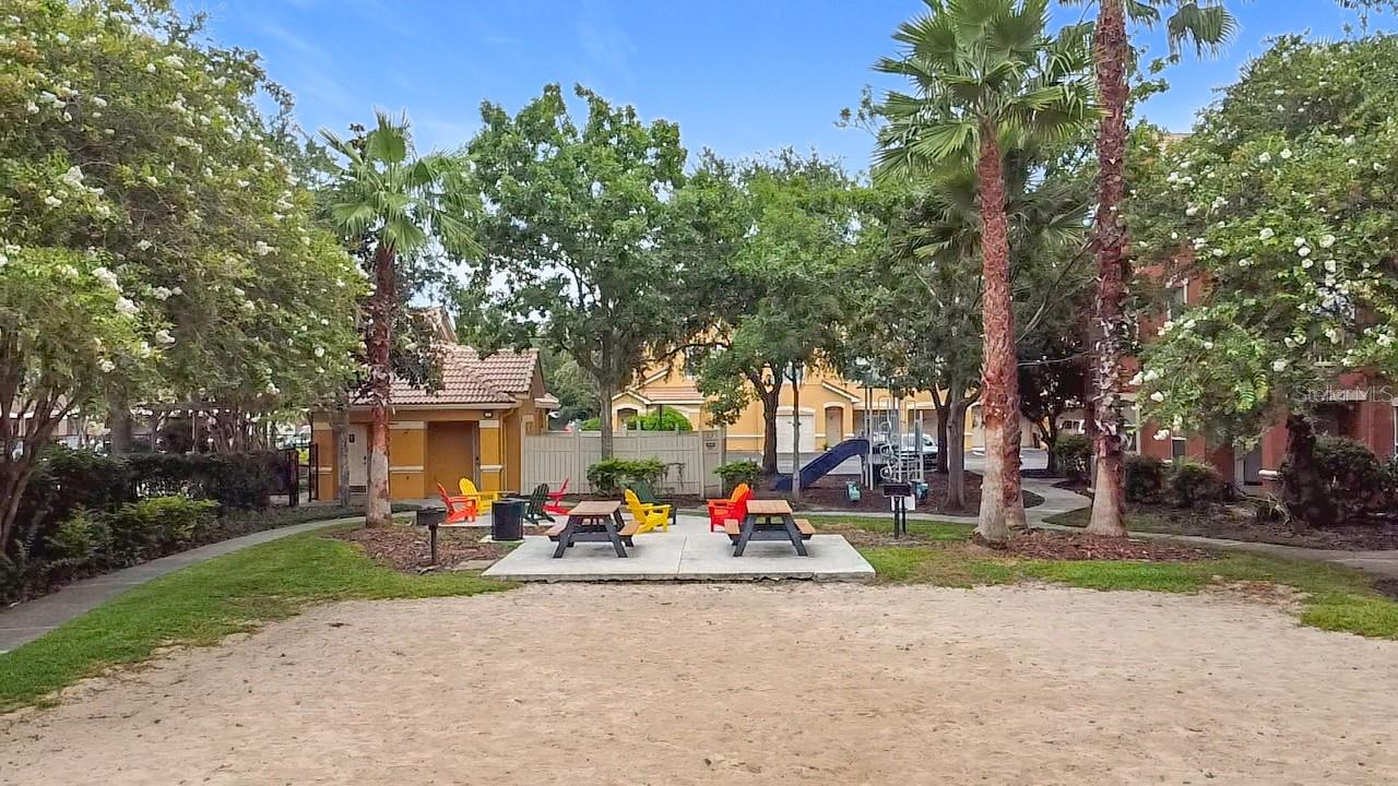 Image 32 of 38 For 8801 Villa View Circle 202