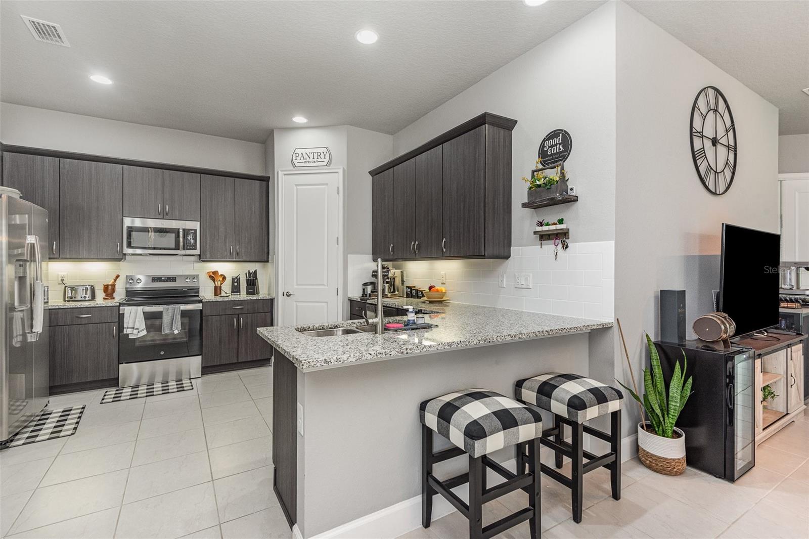 Image 11 of 30 For 843 Pinewood Drive