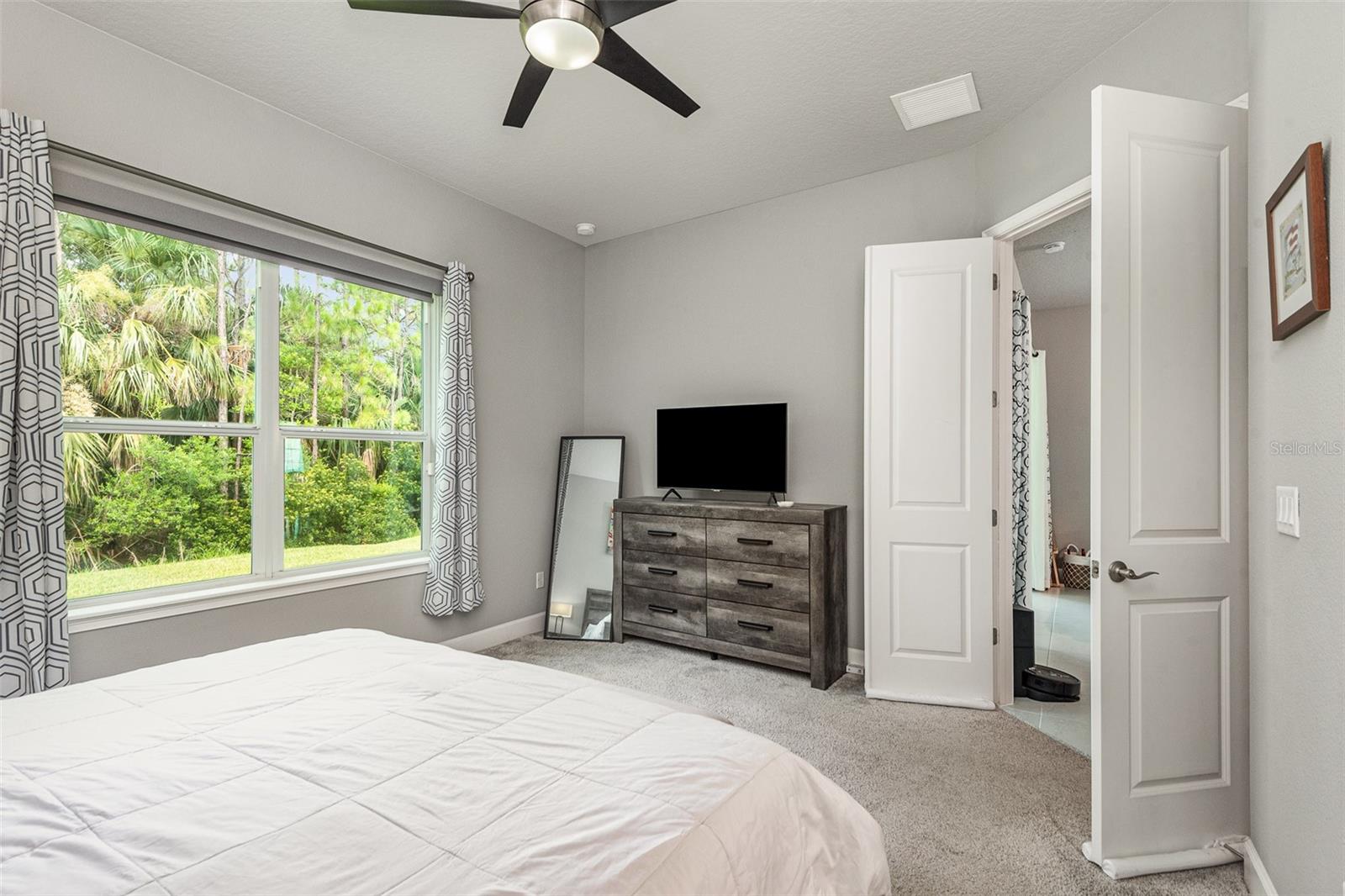 Image 18 of 30 For 843 Pinewood Drive