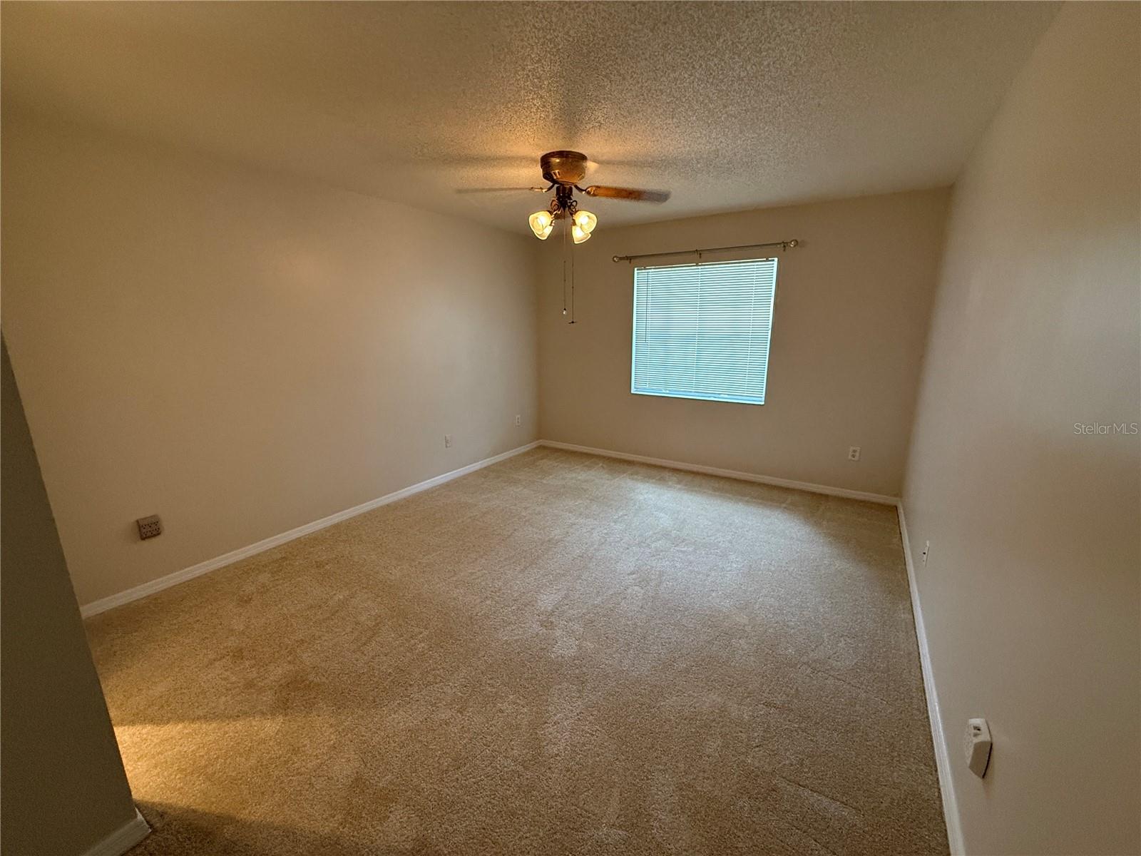 Image 6 of 12 For 110 Ludlow Drive