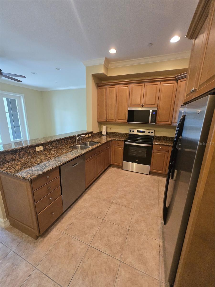 Image 13 of 33 For 600 Mulberry Avenue 3110