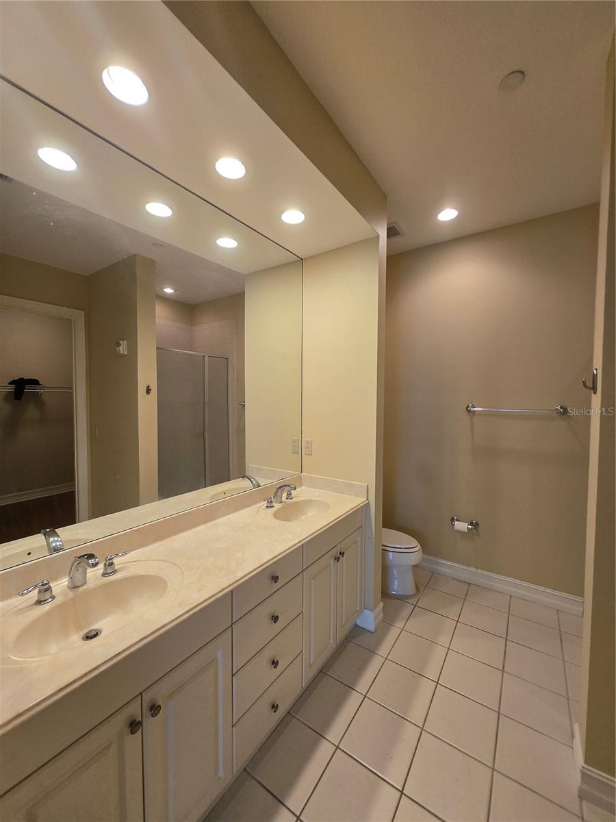 Image 19 of 33 For 600 Mulberry Avenue 3110