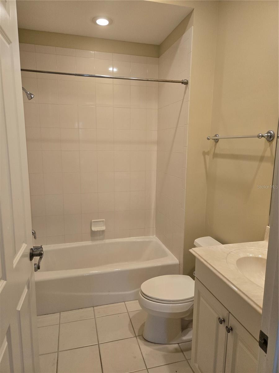Image 28 of 33 For 600 Mulberry Avenue 3110