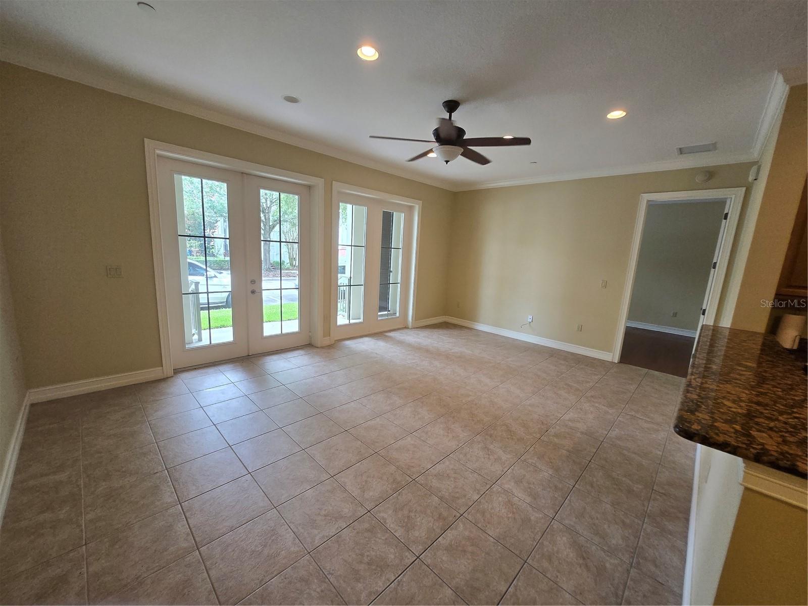 Image 5 of 33 For 600 Mulberry Avenue 3110