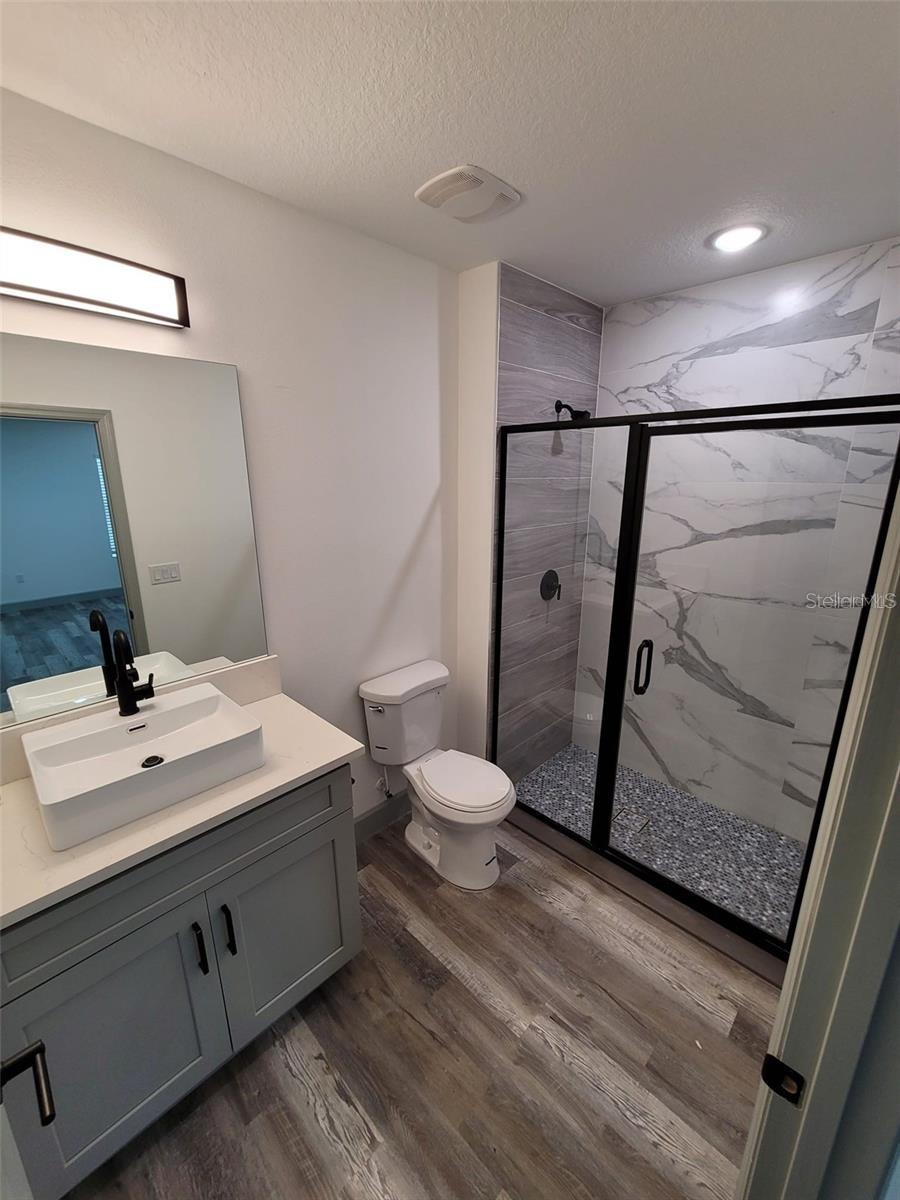 Image 10 of 19 For 2242 Fernwood Street A