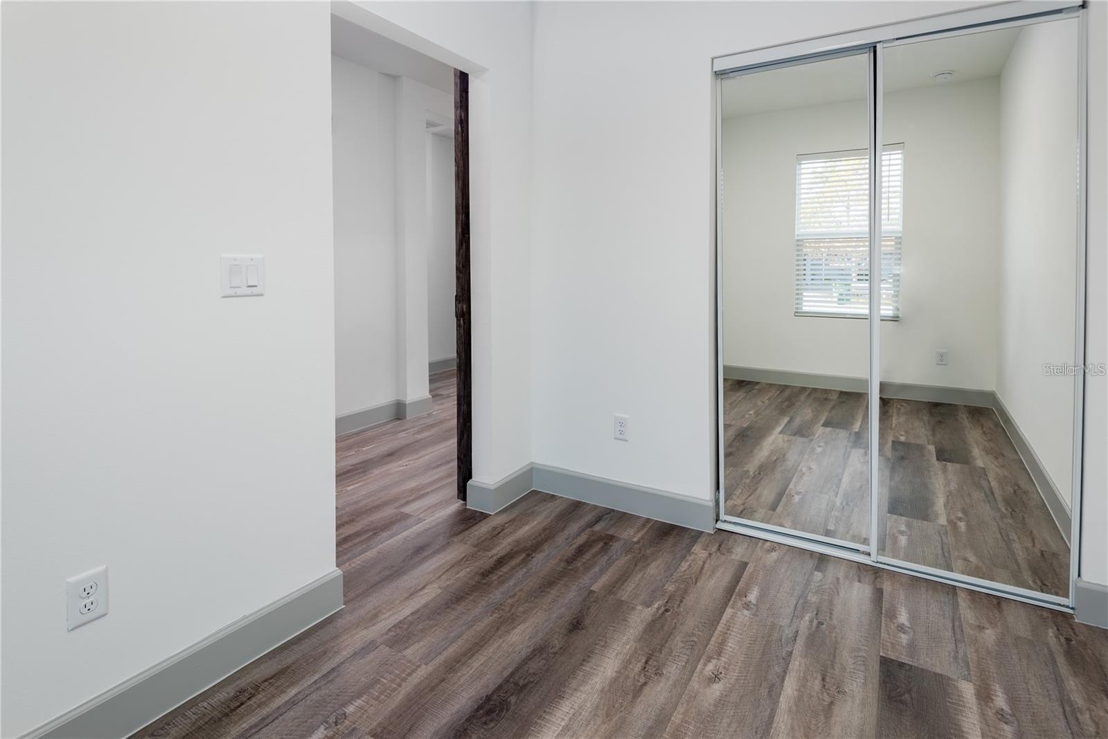 Image 13 of 19 For 2242 Fernwood Street A