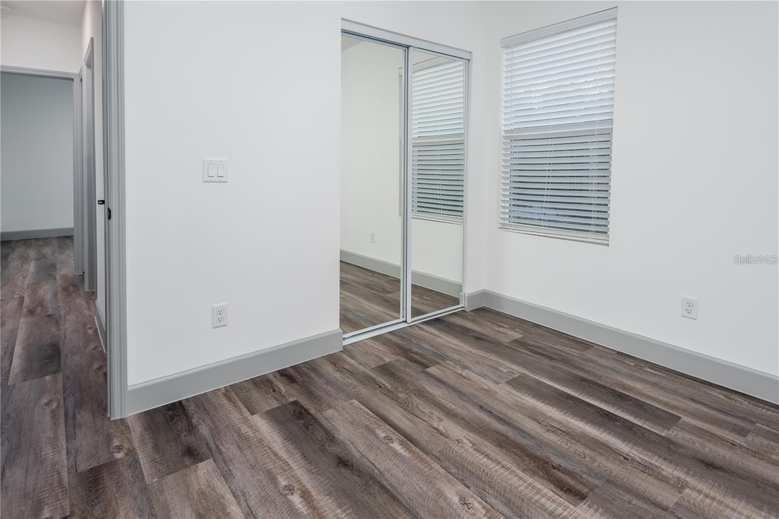 Image 14 of 19 For 2242 Fernwood Street A