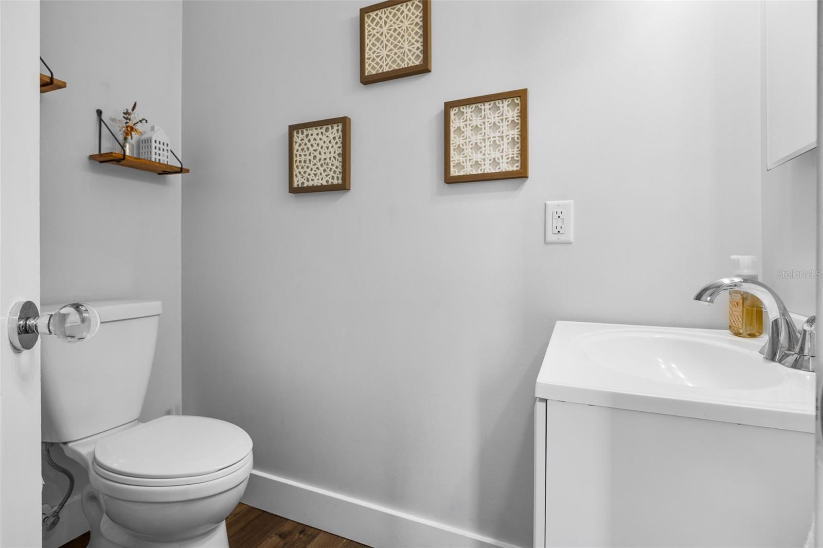 Image 21 of 41 For 5141 Autumn Ridge Lane
