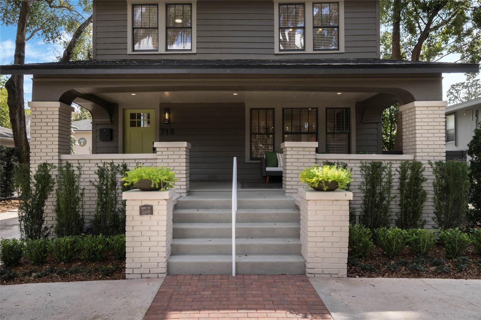 Image 4 of 71 For 718 Livingston Street