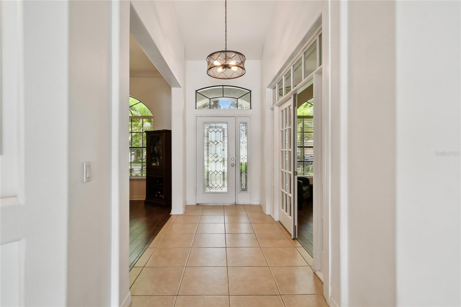 Image 21 of 50 For 386 Baymoor Way