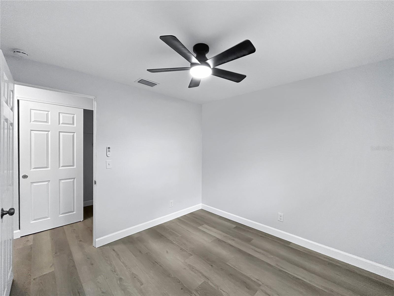 Image 14 of 28 For 3006 Idlewild Avenue