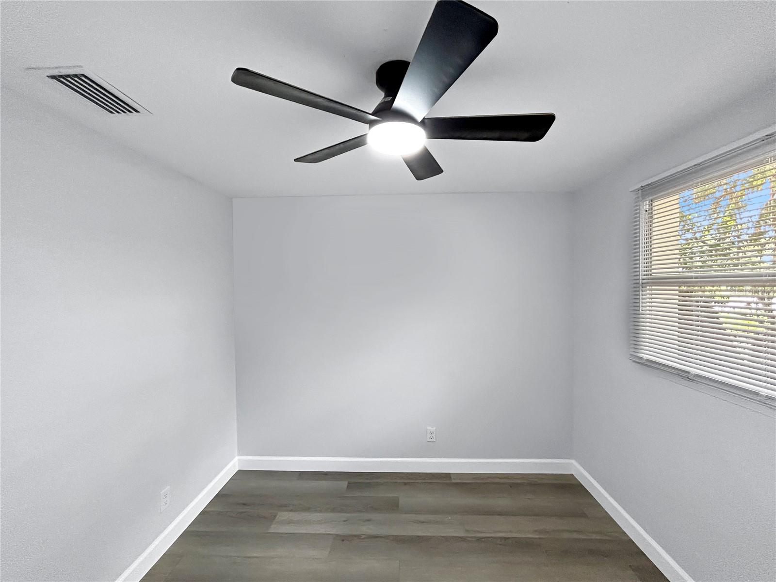 Image 16 of 28 For 3006 Idlewild Avenue