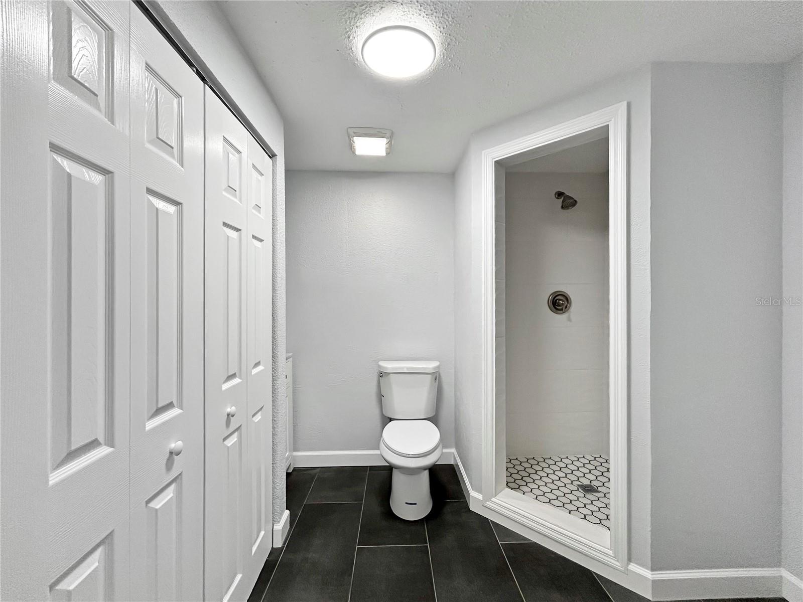 Image 22 of 28 For 3006 Idlewild Avenue