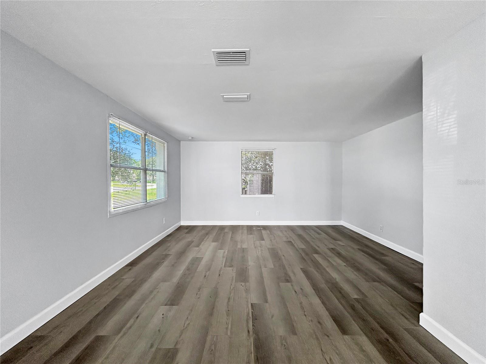 Image 4 of 28 For 3006 Idlewild Avenue