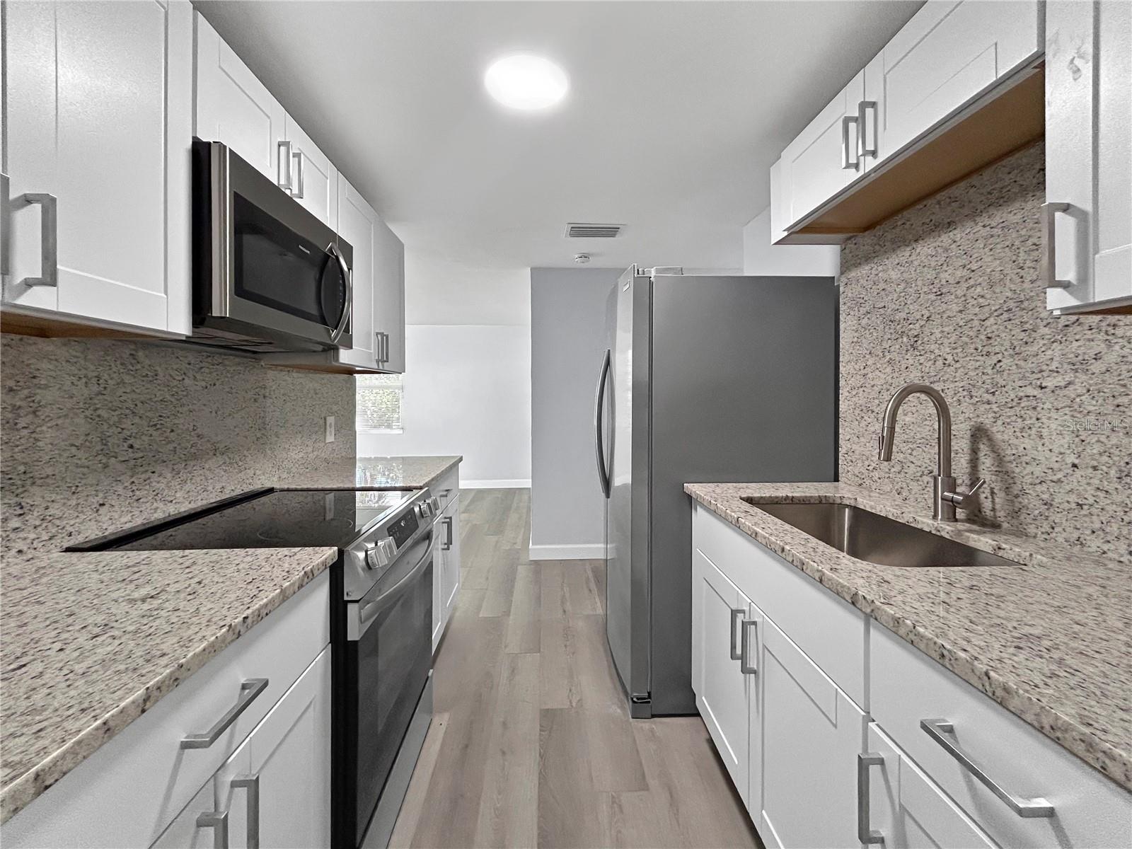 Image 7 of 28 For 3006 Idlewild Avenue