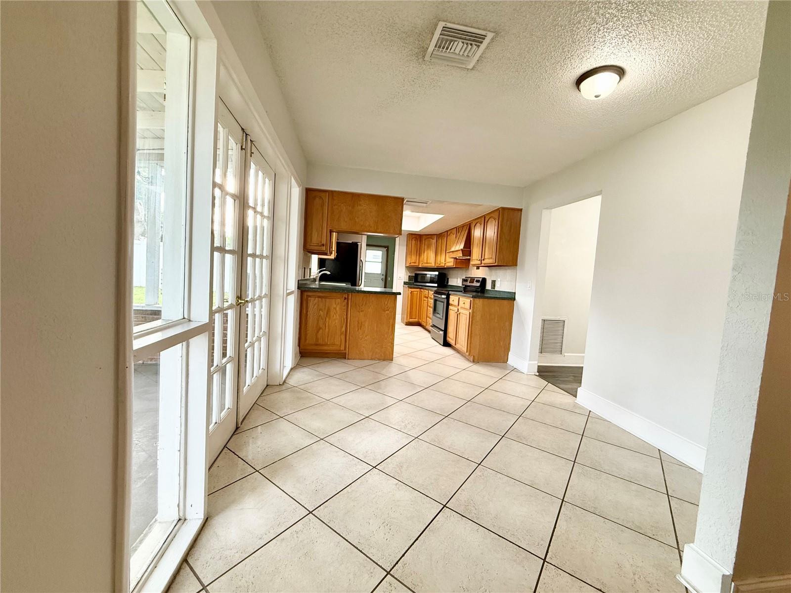 Image 13 of 53 For 4401 Arcie Street