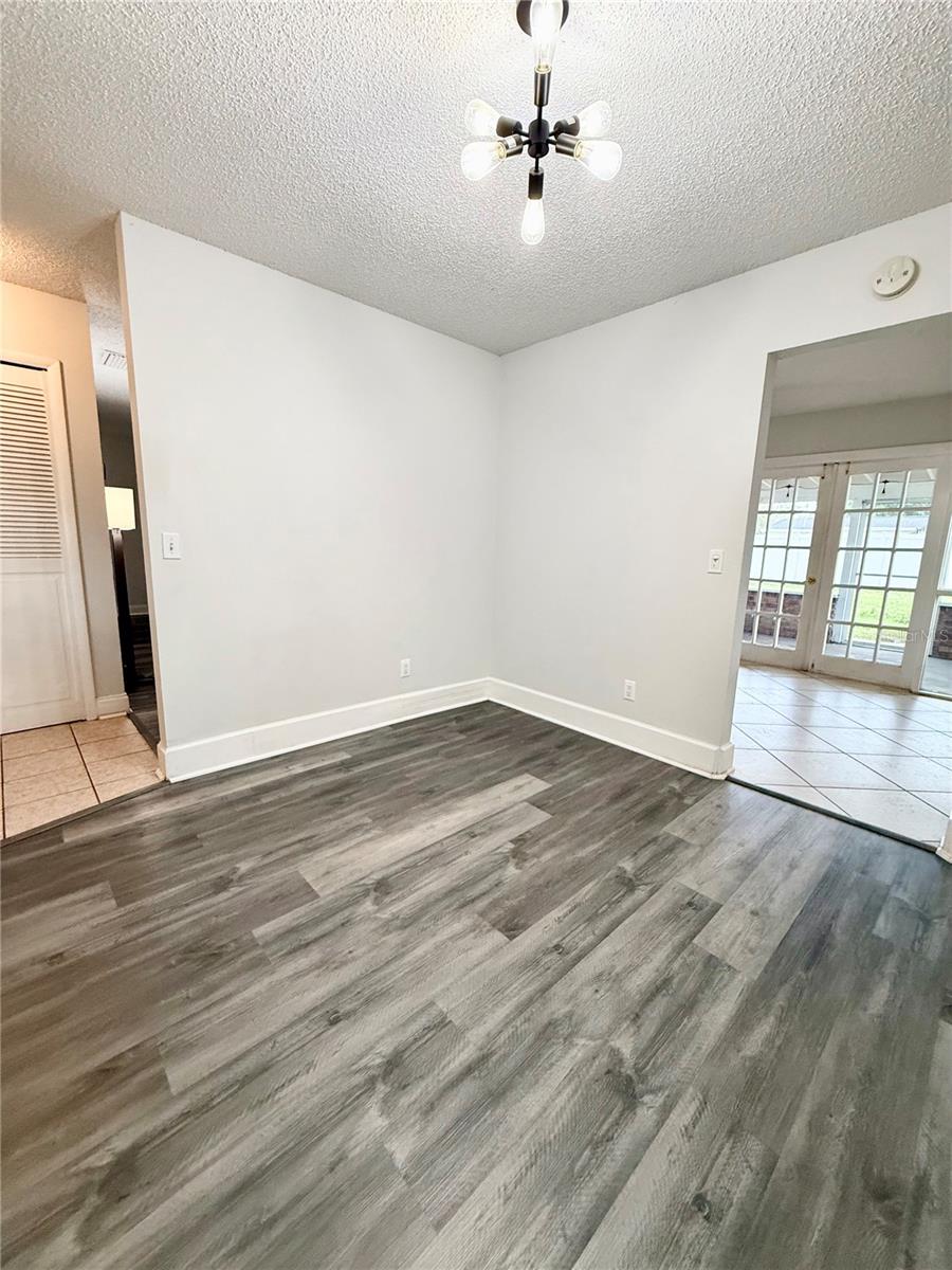 Image 8 of 53 For 4401 Arcie Street